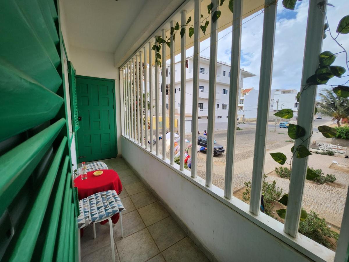 Cozy Studio Close To The Beach! Santa Maria Ngoại thất bức ảnh